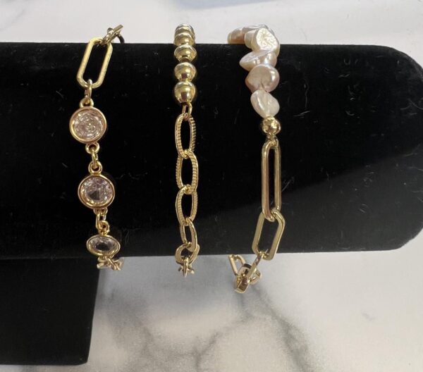 Pearl Ivy's 18K Gold Filled Paperclip Bracelet - Gold Bead